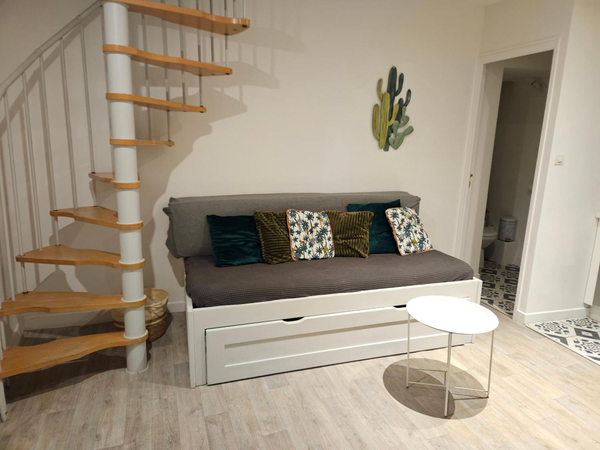 Maison De Village Meublee Avec Terrasse Donzère Eksteriør billede